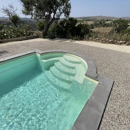 Il Carrubo Val Di Noto Con Piscina Privata 别墅 *